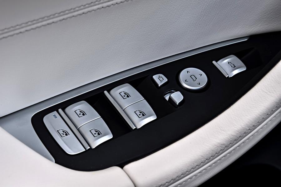 Детали интерьера BMW X3 M40i (G01) 2017 года  (WW) (фото 162 из 184)